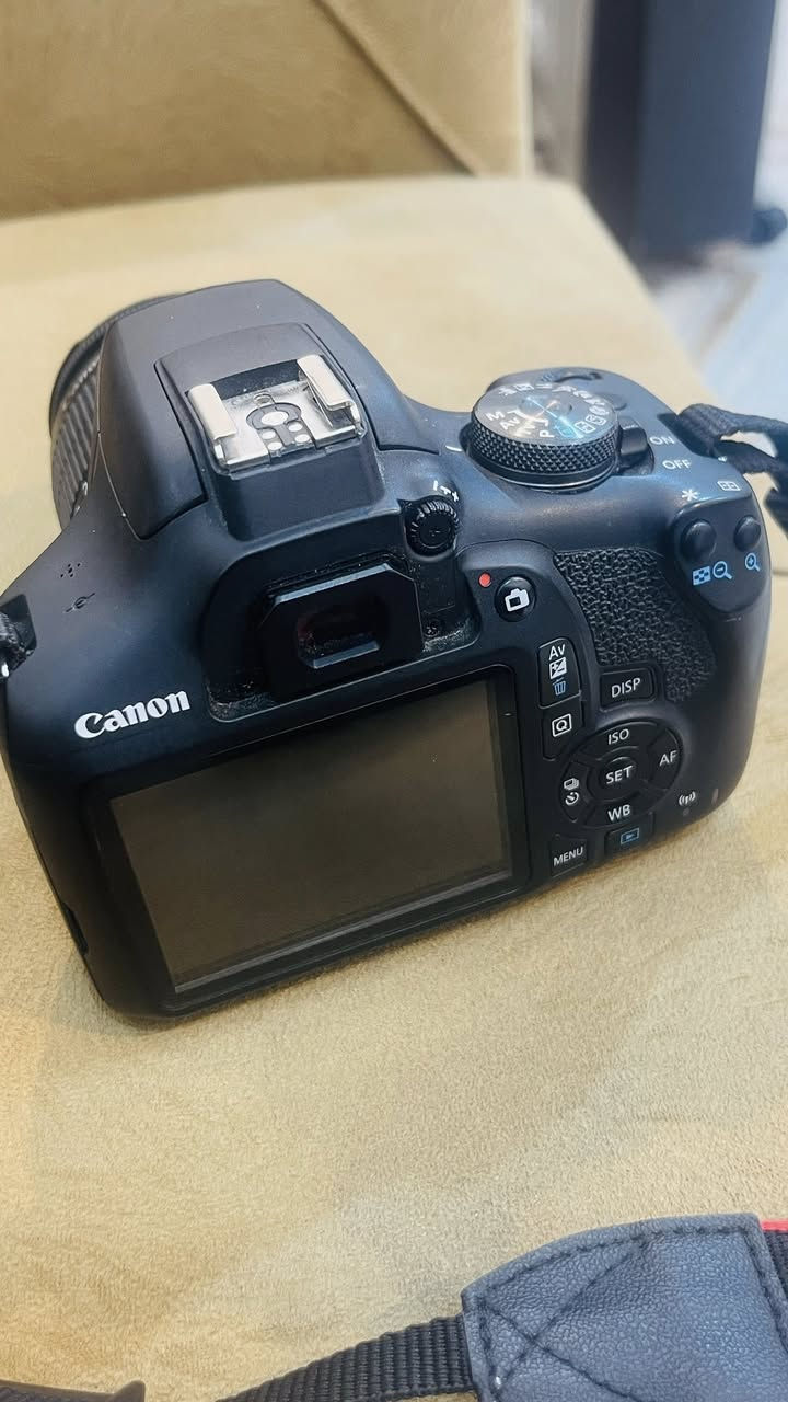 كامره كانون بسعر مناسب مع نموذج من تصويرها
ملحقاتها كامله كارتونها وبطاريات ثنين وشاحنه 

سعرها بس ب 300 الف قفل عنوان البصره موجود توصيل جميع المحافضات ***********
