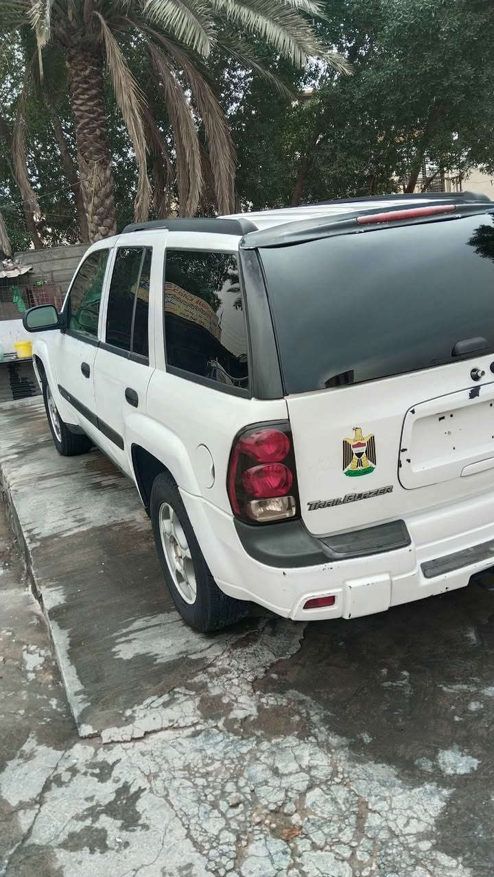 بلايزر 2008
 رقم بغداد الدولي الجديد هزه جديده

كير محرك بطه 
3 قطع صبغ بيها 
تبريد كامل شغال
صدر امامي خلفي جيد

بيها تأخيير بالتنمير من هيه بارده ومن تحمه السياره طبيعيه 

السعر $63 وبيها مجال 
المكان بغداد الكرخ تقاطع درويش
للاتصال *********** بغداد, العراق
