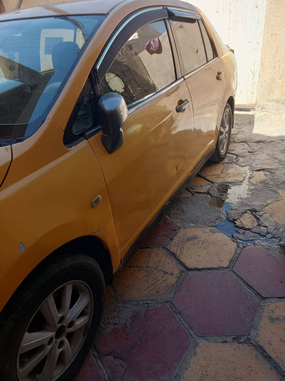 ‎نيسان مصفره هيه وغامه  كله جديد مناقصه شي سيار خير من الله سعر ٦٢ ***********‎ بغداد, العراق
