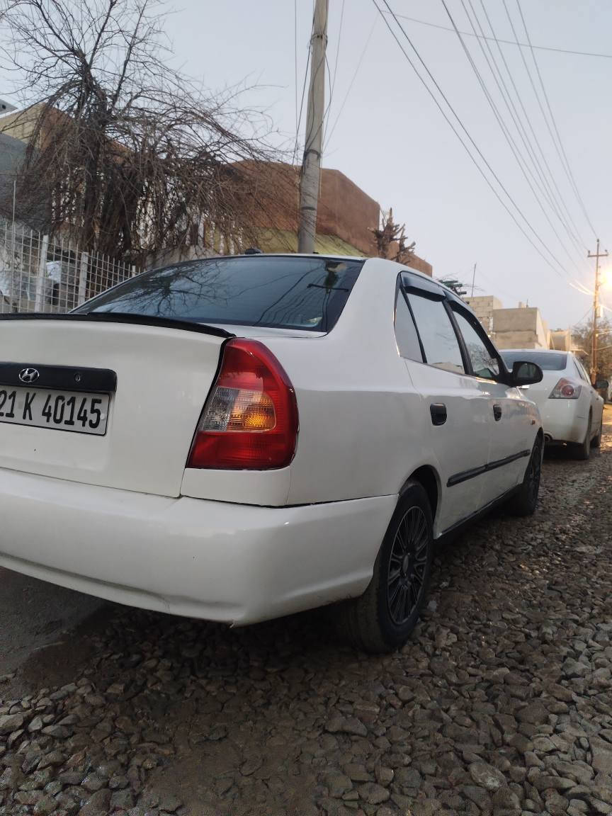 بابەت ڕیکلام
هۆندای ئەکسێنت
***********
***********

2001
سعری 42گەڵا و معامەلە
پارەی یەک مازدایە
سەنەوی تا 2031تازەیە
سوکان ئێرباگ 
دەبڵ کێچ
گێڕ و مەکینەی بەشەرت
تەقەو ڕەقەی بەشەرت
4تایە و ویلی تازە
کارەبای هەمو گیانی ئیش ئەکات
ناوی لۆک لۆک 
دەری بەهەمان شێوە 
دەعمی نیە پێش و دوای شوشەی
لایت و بەگ لایت و عەتەری تازەیە السليمانية, العراق
