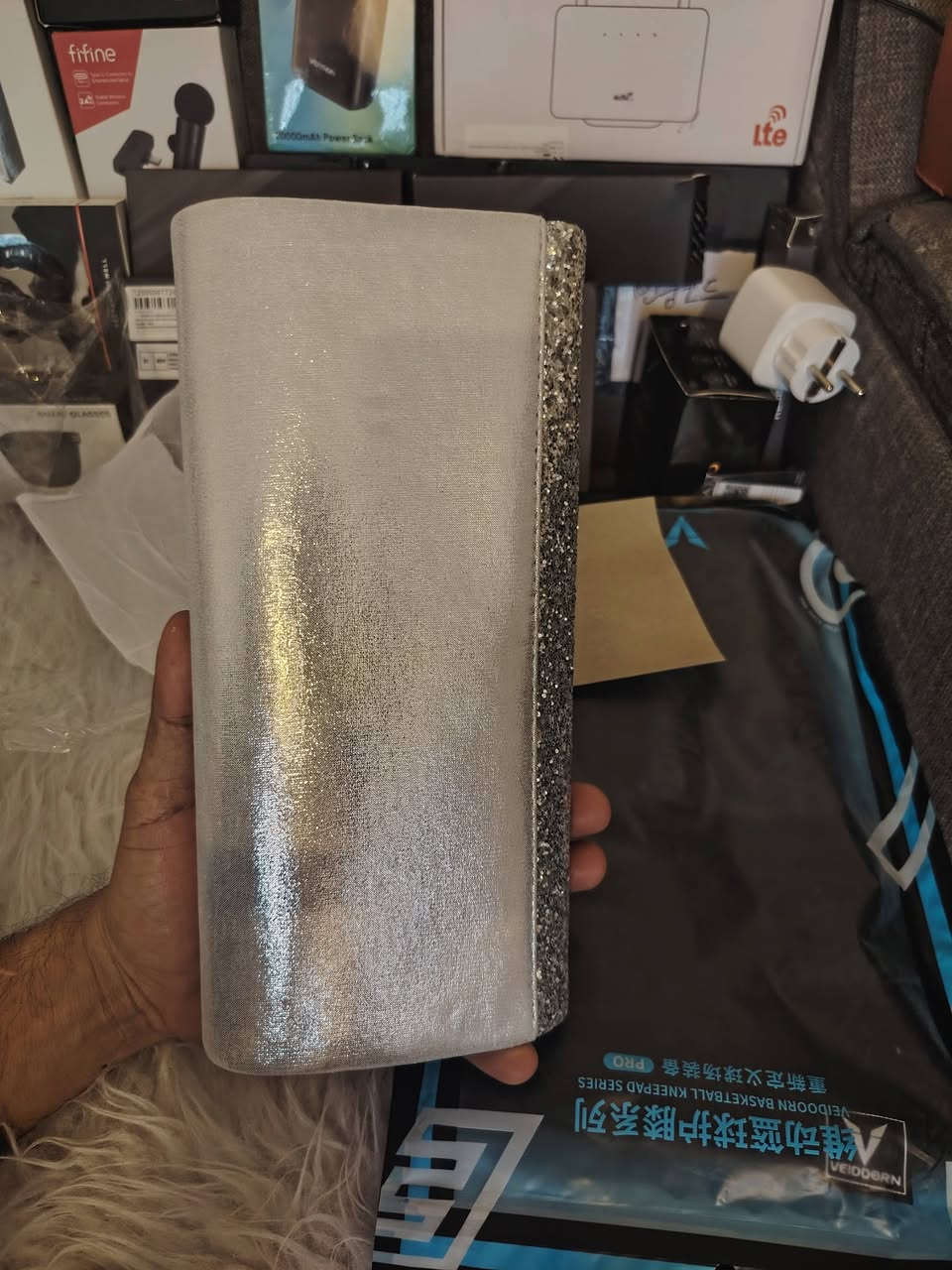 حقيبه كلش جميله  نسائيه. ب ٥
@إشارة
#للجميع


**إذا كنت صاحب هذا الإعلان وتريد حذفه لأي سبب، رجاءا أرسل رسالة إلى الدعم الفني**