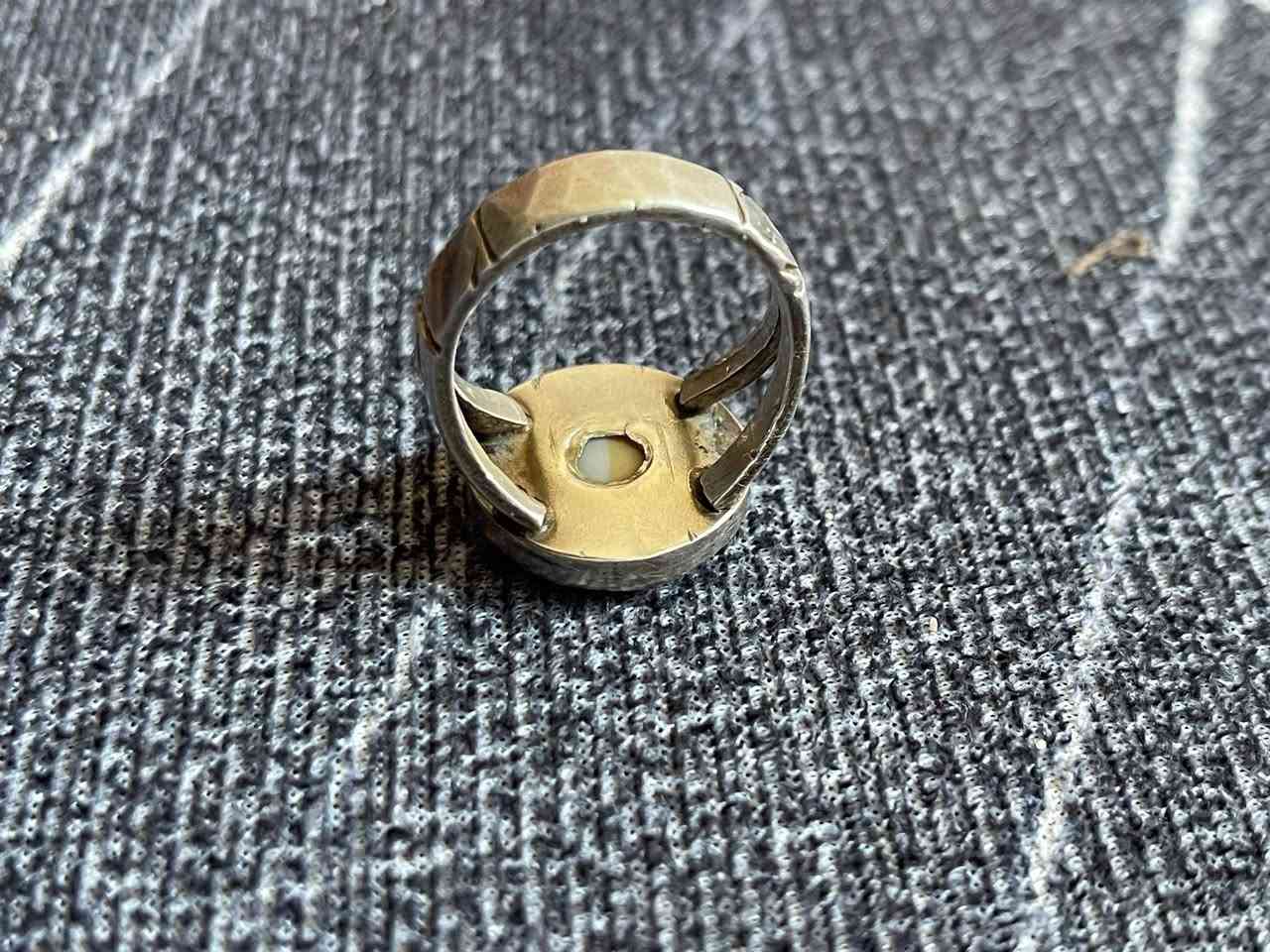 محابس العدد ثنين واحد عطف بحري صياغه يدويه والثاني سليماني عطف صياغه يدويه مكاني بصره توصيل ماعندي الاستفسار خاص متواجد خاص


**إذا كنت صاحب هذا الإعلان وتريد حذفه لأي سبب، رجاءا أرسل رسالة إلى الدعم الفني**