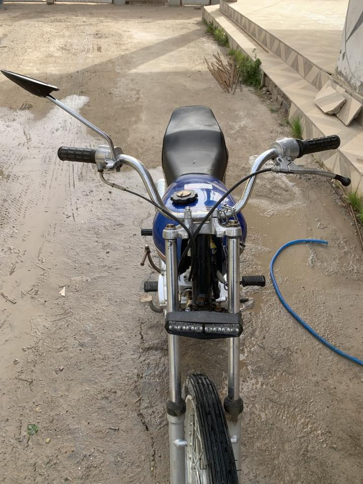 نامة مكينة شلامچة تعميره كاملة كله ٢٥ شاصي ٢٠ ظفيرة جديدة مكينة جامدة لا تبخير لا شي بعده لوك ما نقصها اي شي للبيع 
*********** ناصرية مركز
