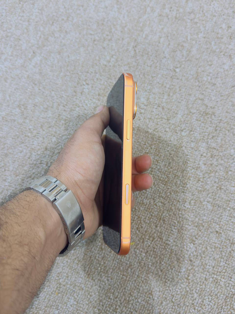 السلام عليكم
ايفون 17 برو ماكس ذاكره 256 بطاريه 100 مشحون 38 فقط جديد الجهاز ورقة الضامن بي سنه كامله 

السعر مليون و900  بيه مجال بسيط 

مكاني كربلاء- طوريج


**إذا كنت صاحب هذا الإعلان وتريد حذفه لأي سبب، رجاءا أرسل رسالة إلى الدعم الفني**