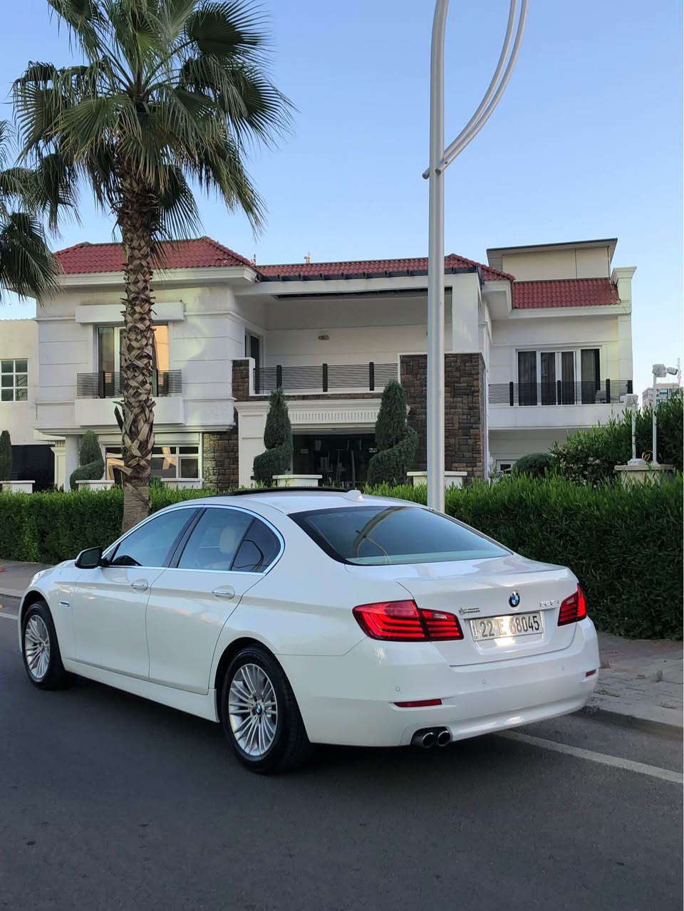 ‎سلام عليكم   
‎‏BMW F10 528i :    للبيع او مراوس

BMW 2014 وارد خليجي صفر شركة العروش (BMW)اربيل
‎بدون صبغ   كلها بلاد شركه محرك 528 4سلندر تيربو
‎ فقط ٣ اماكن كد شبر pdr
‎مواصفات
‎-بصمه
‎-سلايت /لايتات متحرك و ليد امامي و خلفي ،ادبتف / مرايه داخليه +الجانبيه  شفط / شفتات ستيرن +تحكمات ستيرن  اوتو هولد

‎٥ بردات بلاديه و برده متحكم كهربائي↕️ 
‎حساسات اماميه و خلفيه و كامره ٣٦٠ درجه و باركينك  و ٤ وضعيه قياده

Eco pro / اقتصاديه جداً
‎نضام القياده
comfort / Sport / Sport +

‎اناره ترحيب خارجيه و عليها شاشه لمس اصليه BMW  و بعد بيها مواصفات مذاكرها سياره جديده ماشيه 175 الف 

‎سياره رقم اربيل ب اسمي  هزه و فحص و سنويه و رقم كلها جديد  حداديه 100% سيرفس كامل مسوي 

‎سياره ب اسمي  رقم و هزه كلها جديد تحويل ثاني يوم     ***********
‎ مكان سياره اربيل السعر 185
‎‏ أربيل, العراق
