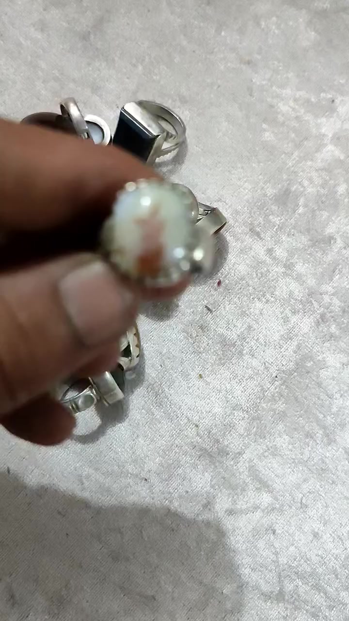 محابس فضه للبيع شلع عله 65الف مكان الناصريه


**إذا كنت صاحب هذا الإعلان وتريد حذفه لأي سبب، رجاءا أرسل رسالة إلى الدعم الفني**