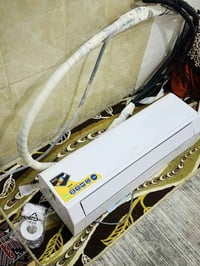 سبلت  AUX طن ونص بكارتونهً سعر 600وبي مجال بسيط بعده بغازه واتساب 0781...
