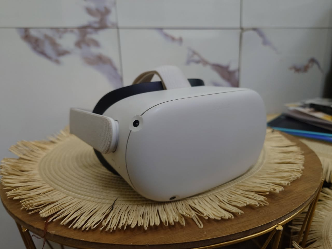 اوكولس كويست 2 استعمال اقل شهر
256gb 
مع ستراب و بطارية تدوم 6ساعات و سماعة
رايدها225الف و بيها مجال بسيط
مكاني بغداد حي البتول
***********
