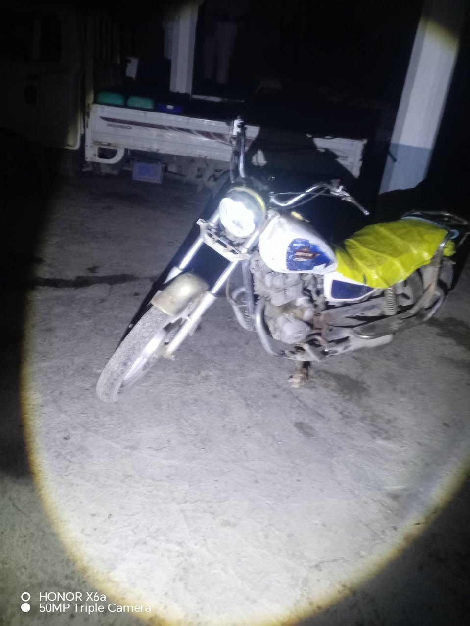 دراجه دبل بلك البيع كامله نقص بس وراق مكاتبه موجوده بيع ومراوس مكاني بهرز ابو خميس ***********
