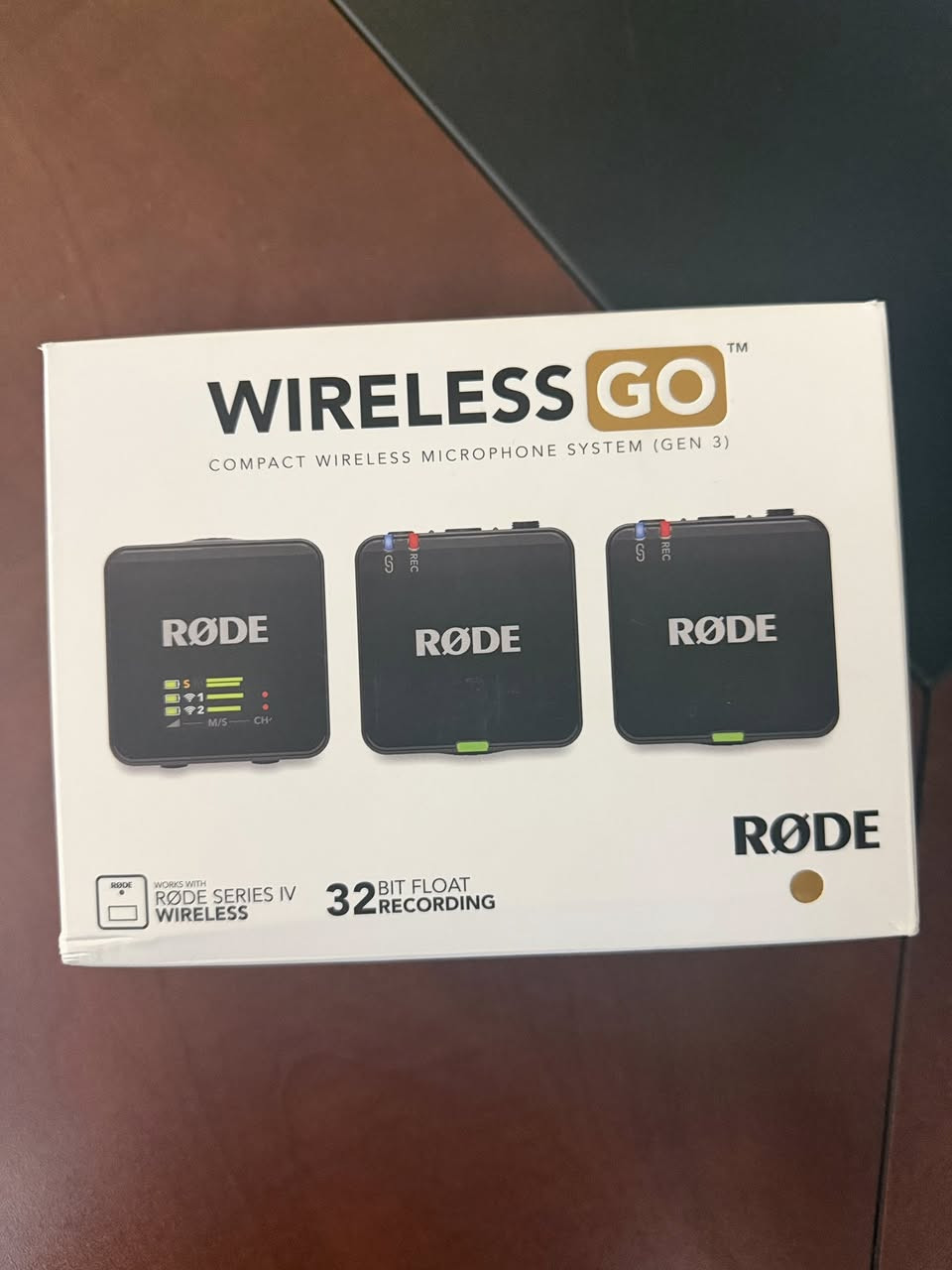 السلام عليكم
متوفر منتجات شركة RODE 
جميع المنتجات جديدة 
PODMIC USB (ابيض& اسود)
PODMIC
WIRELEES PRO 
WIRELEES GO الجيل الثالث اخر اصدار 
WIRELEES Micro
NT1 signatuer series 

للاستفسار 
واتساب او الاتصال على الرقم 
***********
