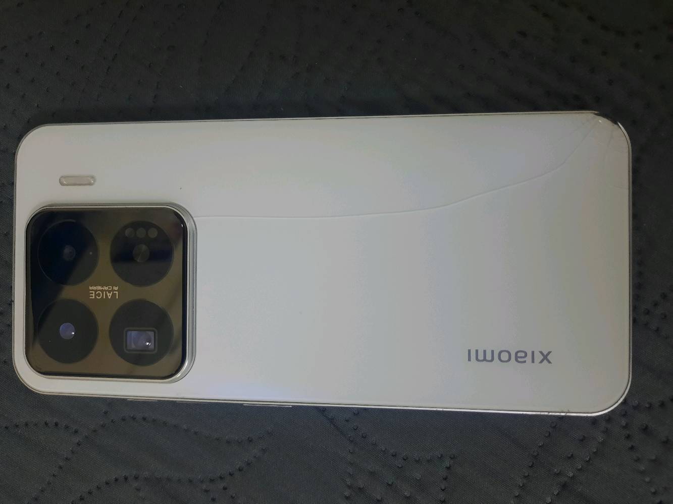 السلام عليكم تلفونات وايباد للبيع او مراوس A10s 
الثاني صيني جديد 
الايباد نضيف فول 
مكاني الشعب السريدات 
*********** اتصل