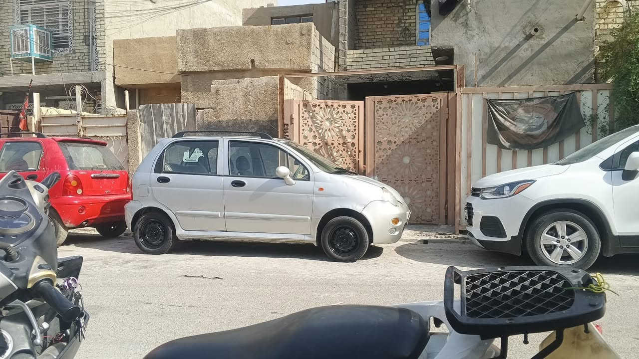 شيري كيو كيو موديل 13 
كير اوتوماتيك
 تبريد شغال 
تخم تاير
 صدر امامي جديد 
جامة امامية جديدة 
باتري جديد
ماء راديتر احمر
ارقام ألمانية الجديدة لون سلفر
استعمال قليل
السعر 35 و بي مجال 
بغداد شارع فلسطين خلف محطة وقود المهندسين 
***********
