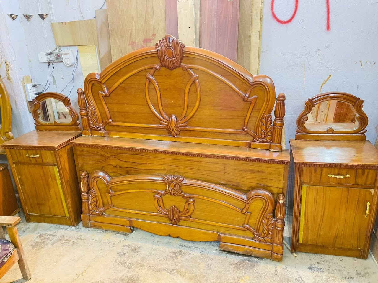 غرفه ام السته ملحق داخل وخارج صاج مستخدمه نضيفه سعر 700 واصل داخل بغداد وتساب *********** كو توصيل✅🚚
