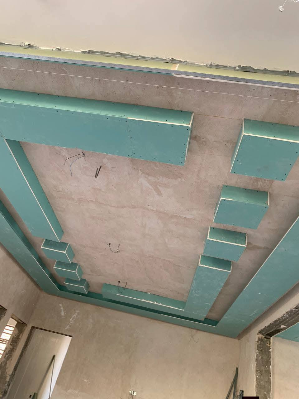 السلام عليكم 

نقدّم جميع أعمال الديكور باحترافية و جوده عالية:

✔️ جبسن بورد حديث
✔️ سقوف ثانوية
✔️ بوردكس
✔️ بديل الخشب
✔️ ورق جدران
✔️ بديل الرخام
✔️جميع الديكورات 

تنفيذ دقيق، وأسعار مناسبة
📍 العمل داخل النجف الأشرف

‏‪***********‬‏
