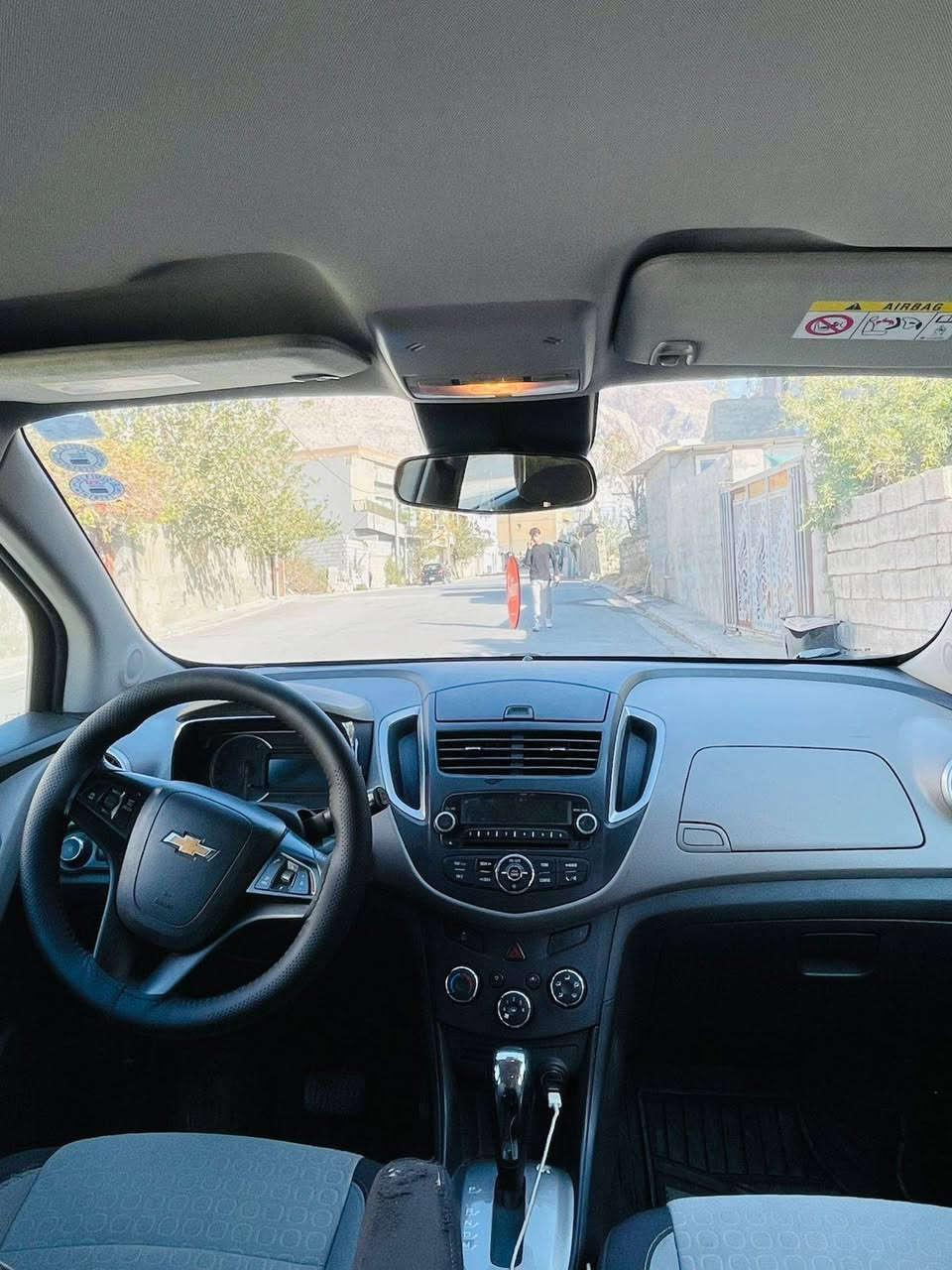 شۆفرلێت تڕاکس 2016 خەلیجی سەنەوی 2028 جاملغی سایەق بۆیاغ بێ ناوگرتن زۆر پاکە غڕامەی لەسەرنیە بێ دەبل بێ تۆڕبۆ مەڕغوب مەکینەو گێڕ بەشەرت 95و مجال گۆڕینەوەش دەکەم 
***********
*********** أربيل, العراق
