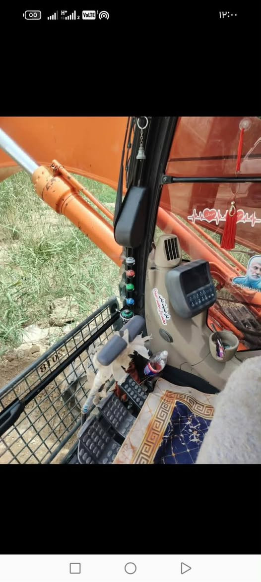 زت ثري 14 رقم واسط نكليزي للبيع او مراوس ب فلاونزه ‭0780 902 6587‬
