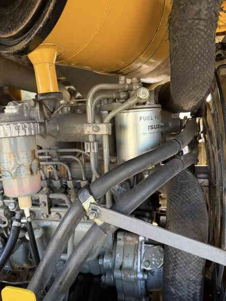 السلام عليكم شفل كاوسكي حجم 60ZV دخول جديد محرك ازوزه كير مكانيك تبريد بلادي موديل 2011  العنوان واسط الصويرة ***********
