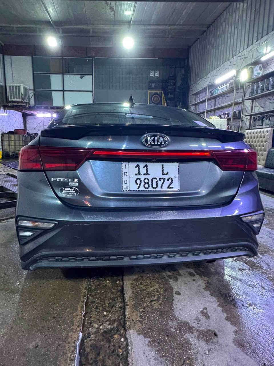 🚗 للبيع  ( نقد ) Kia Forte2020
المواصفات : 

1️⃣رادار امامي 

2️⃣قيادة شبه ذاتيه 

3️⃣تحديد مسار 

4️⃣تنبيه الخروج عن المسار 

5️⃣شاشة تدعم ابل كاربلاي واندرويد اوتو 

6️⃣كامرة خلفية 

7️⃣محرك 2000 دوش 

8️⃣تحكمات ستيرن كاملة  

9️⃣كير AT وليس CVT 

🔟مودات قيادة 

Smart

Normal 

Sport 

الضرر : 
صبغ بنيد بدون دواخل وبارد الجاملغ اليسره 

رقم الهاتف : ***********

السعر : 125 بيها مجال بسيط بغداد, العراق
