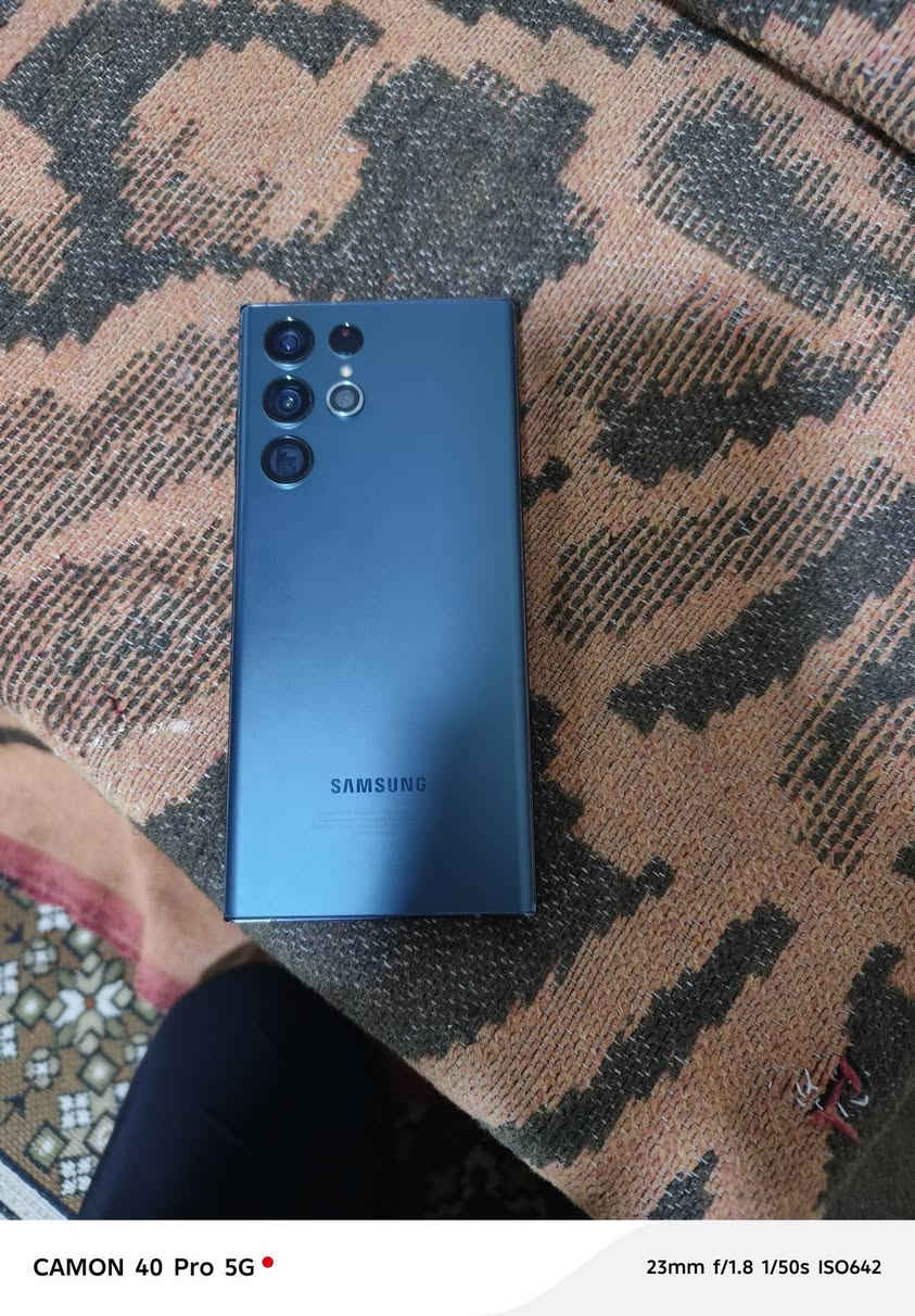 الترا اس ۲۲ ذاكرة ۱۲۸ رام ۱۲ الجهاز معروف وغني عن التعريف
مبدل شاشة مال تفليش وعلى اثر وكعه وتقف المس يشتغل فقط بل قلم السعر ٢٥٠ الف والمو شراي لا يتواصل مع حترامي

اتصل ***********
