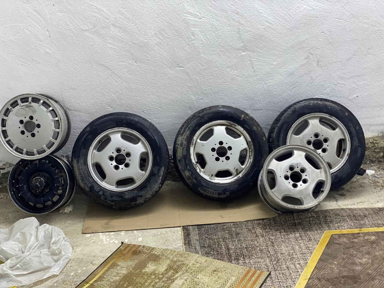 تخم ويل كب مارسدس عدد 4 للبيع سعر 250 الف والثنين الباقيات واحد مسح مال رئاسي ب 40 او واحد مال ابو جحيل الاسود ب 40
كلهن نضيفات لا ضربه ولا عواج مكاني بابل الاسكندريه ***********
