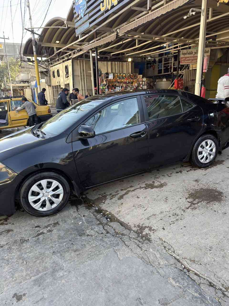 السلام عليكم كورلا 1800 LE موديل 2018
بيها قطعة بنيد مبدل او مضروب فابلون وبيها بارد على حطته بل جاملغ الخلفي او بيها شخوط بل بدي سيارة تحتوي على منضومة غاز السعر 127 وبيها مجال بسيط 
الرقم ‭0786 571 6990‬
