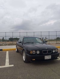 بي ام • ١٩٩٣ • ١٢ سلندر