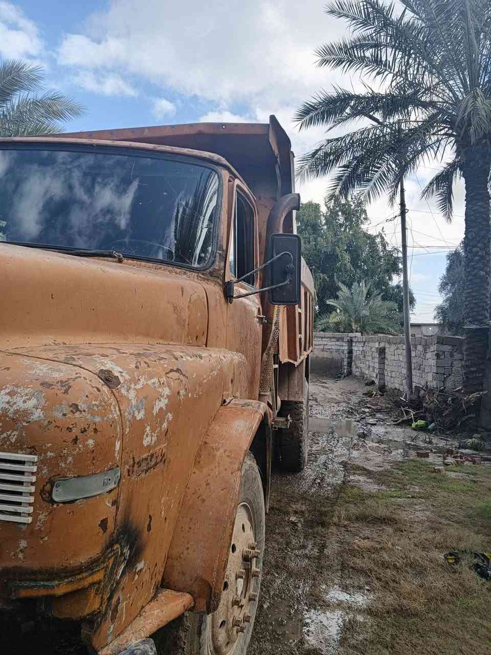 السلام عليكم قلاب مال للبيع سعر 70 وبيها مجال *********** ***********
