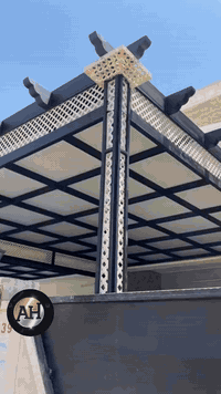 📐حداده هفال
 باسعار تنافسيه مستعدون كافه انواع الحداده🧑‍🏭
 ابواب🚪 شبابيك🪟 كرفانات🏪 محجرات ☑️سقايف كيسبان✅ غرف سندويج✅ سياج خارجي ✅ مراجيح ✅قمريات مطابخ ✅يتوفر لدينا احدث الديكورات التركية 🇹🇷 العمل العنوان داخل اربيل رقم واتساب ***********
