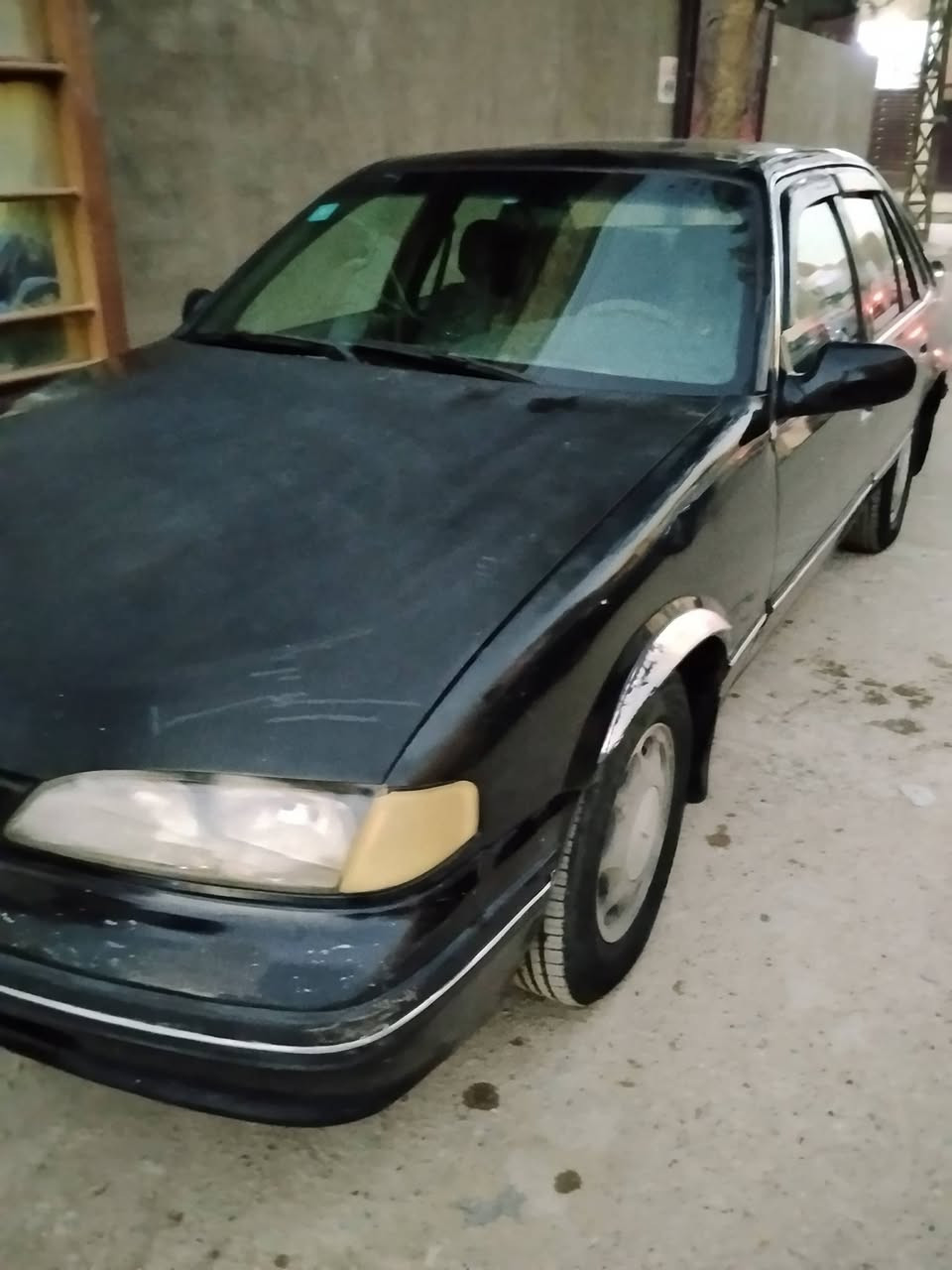 برنس رقم بغدادهزه جديده موديل 95 باسمي الكير اوتوماتيك المحرك والكير و الكشر مكفولات راديتر جديده تايرات جدد باتري جديد سياره نظيفه بلاديه(36 ورقة )تبريد شغال عنبار بريك جديد ديسكات وبنزات جدد مكان السياره بغداد العبيدي رقم ***********
