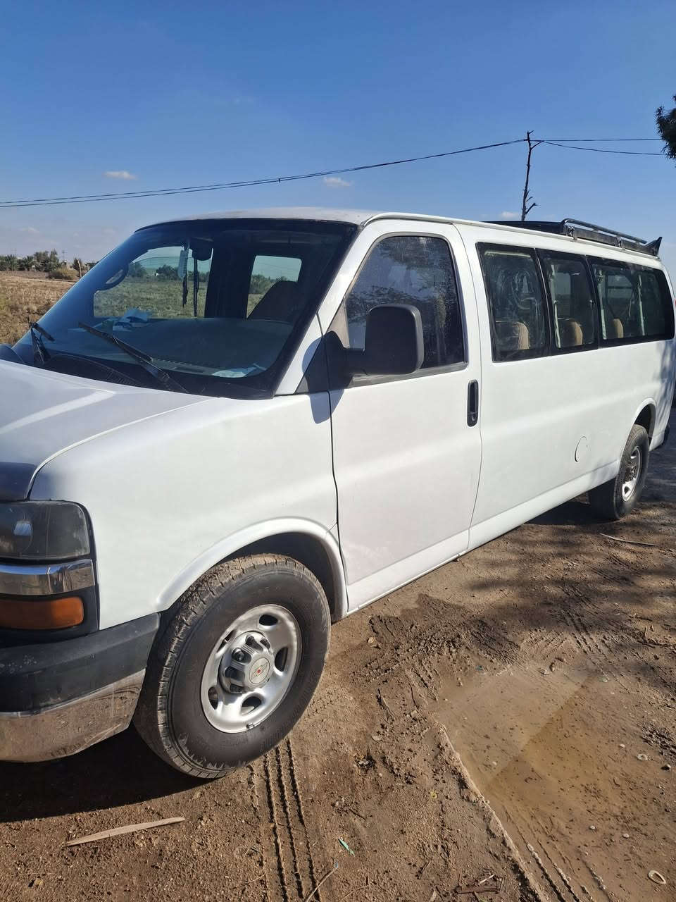 سلام عليكم سفانه  البيع ٢٠٠٦ سياره بيه دحجه يم قبق لبنزين من مريكه جاهزه مكينه وكير جديد كسن جديد   حداديه جديده  تخم تاير برجستون تبريد تدفه  شغاله  ماعيزه  برغي  بسمي تحويل ثاني يوم  مكان سياره بابل القاسم   سعره ٩٥ وبيه مجال   ***********
