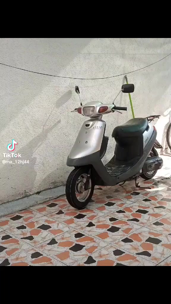 سلام عليكم دراجة بطة 60للبيع دراجة خير من الله مكينة تخبل معدل يخبل دراجة كلشي شغال تايرات جدد دراجة خير من الله المكان، بغداد البياع شرطة الرابعة رقم الهاتف، *********** السعر اتصل وتدلل موجود واتساب
