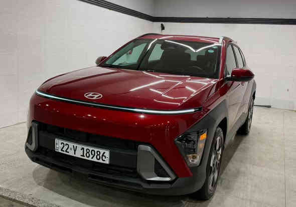 للبيع فقط بدون مراوس
هونداي كونا 2024

ماشية (22) الف فقط جديده بوضع الزيرو  مرقمه اربيل تحويل وكاله مضمون حادث كلش بسيط نص باب مصبوغ فقط ايرباك برده فقط 

مواصفات 
بصمة تشغيل
وبصمة ابواب
محرك 2000 دوش
كاميرة دواره
تبريد قطعتين امامي وخلفي
شاحن لاسلكي 
ويل كب كروم
كشنات كهربائي
مصابيح LED أمامية.
مصابيح LED خلفية.
أضواء ضباب.
أضواء LED ساطعة خلال النهار
نظام الدخول الذكي.
نوافذ كهربائية.
مداخل تايبسي
حساسات خلفية لصف السيارة
نظامي  Android Auto و Apple CarPlay.
نظام الملاحة GPS.
اتصال Bluetooth.
اتصال USB.
نظام تثبيت سرعة ذكي.
تشغيل المحرك عن بعد.
نظام تثبيت السرعة.

عنواني بغداد العطيفيه

للأستفسار***********

السعر 187 وبيهة مجال بسيط
