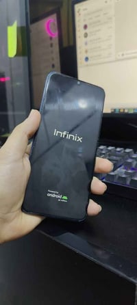 انفينكس سمارت 5 • ذاكره ٣٢ • شاشة مبدلة وكالة