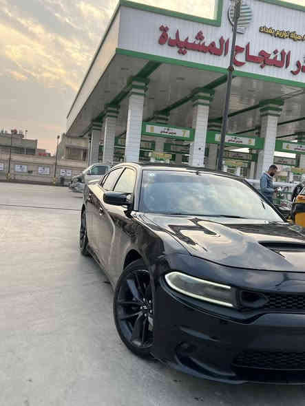 السلام عليكم
دوج جارجر مديل 2019GT اصل حادثهة جاملغ وبونيد 
صور الحادث بلمنشور بيه شويه بارد وكارت بين البابين 
السياره حلوه وجديده ماشيه 100 ويل 20 بلاد فجوج برنبو 
كشن مخمل حضن سوبر تراك مكانهة البلديات  سعرهة 210 وبيهة مجال ***********
