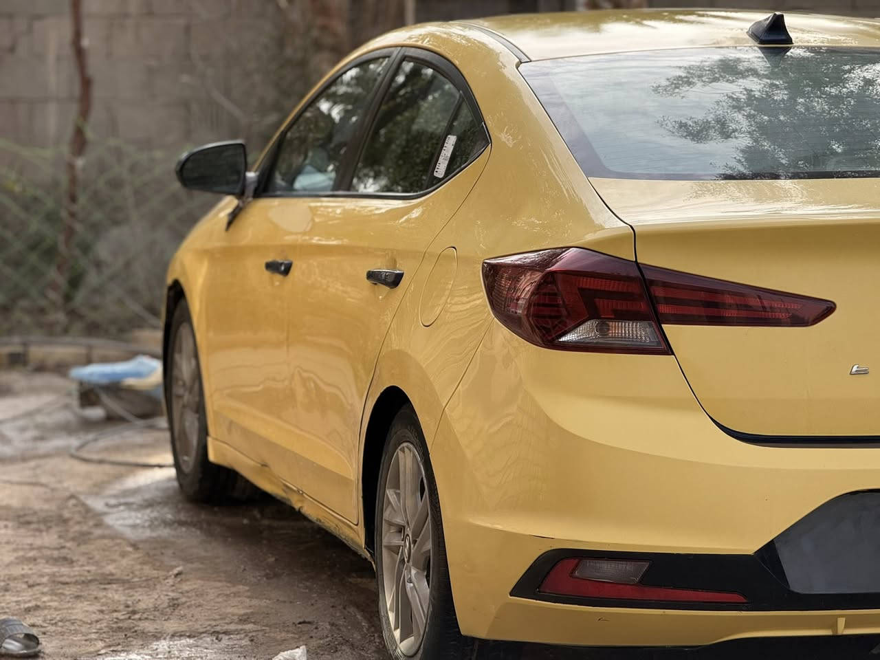 سلام عليكم
النترا 2019 وارد امريكي

الكير AT المرغوب

محرك 2000

رادارات امامي وجانبي

قيادة ذاتية

مانع انزلاق

تحكم جهيتين استيرن 

الرقم قادسية 

بسمي السياره مصفره هيئة وغرامات 

 مكاني الديوانية قضاء الشافعية

للاستفسار اتصال على رقم ***********
