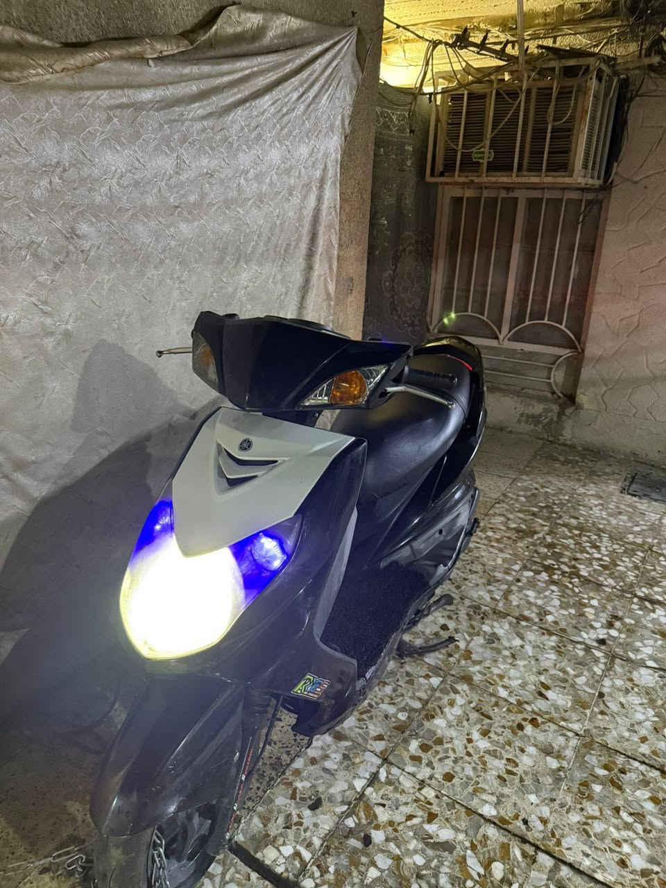 دراجة سكنس فحل للبيع مكينة نضيفة
كفرات جديدةالداجة حلوة نضيفة السعر٤٥٠ وبيهة مجال***********
