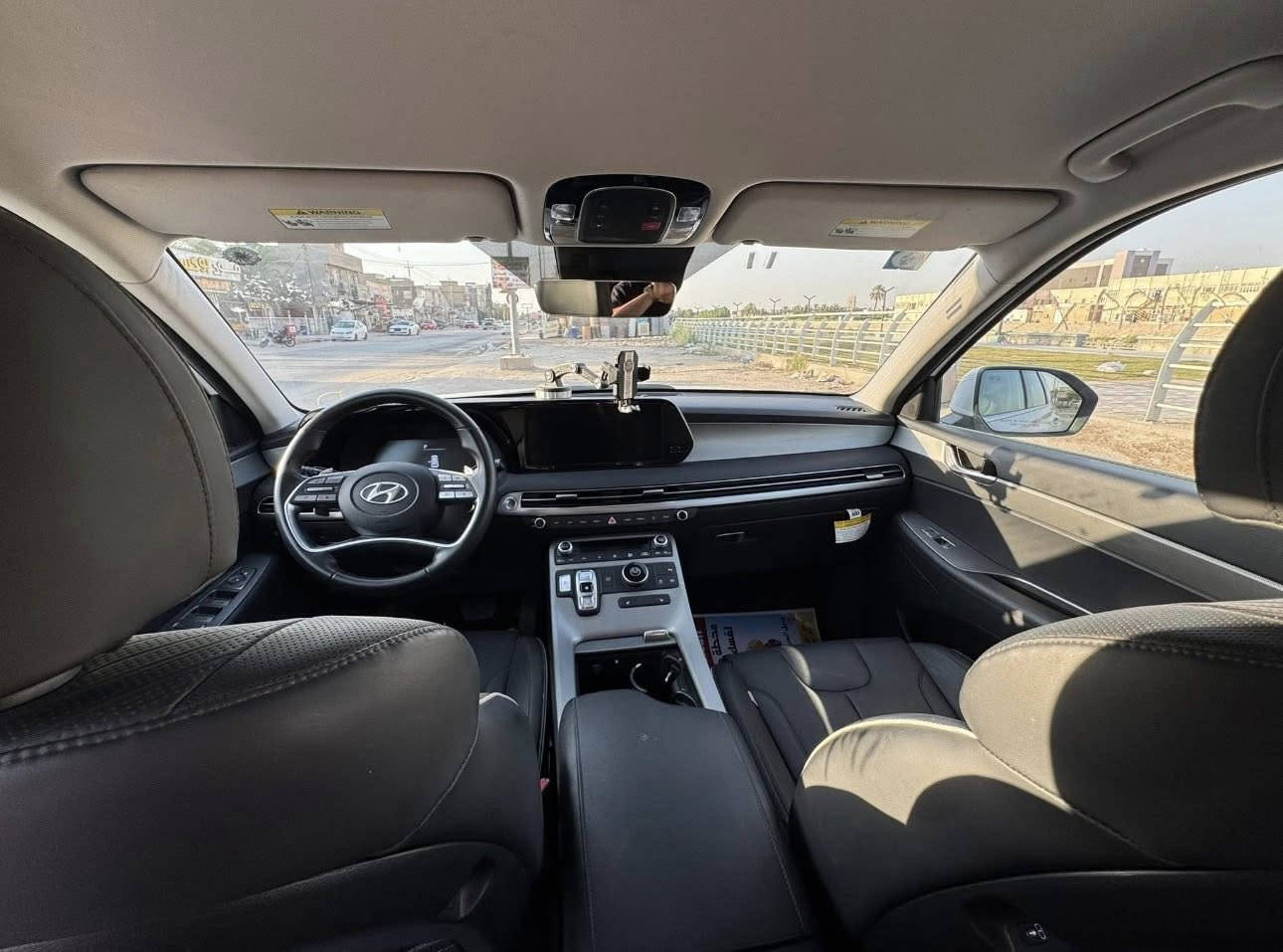 هونداي بالسايد موديل 2024 فئه SEL وارد أمريكي حادثها ربع البنيد متعدل ومصبوغ ماكو هيج حادث صور الحادث وسونار موجود بلمنشور حجم المكينة 6 سلندر 3800 
‏‎. رادارت خلفية وجانبية
‏‎. كشنات كهرباء 
‏‎. ٤ وضعيات قيادة 
‏‎. قراءة خطوط السير 
‏‎صندوق كهرباء 
‏‎٣ قطع تبريد
‏‎حساسات أمامية وخلفية
‏‎دشبول شاشة ديجتل
‏‎دخول بصمة ذكي
‏‎سايد بريك كهربائي 
‏‎أوتو هولد + نقطة عمياء
‏‎. شاحن لاسلكي
‏‎. مثبت سرعة
‏‎. مرايا جانبية هيتر + تعتيم
‏‎. الأيرباكات جميعها سليمة أصل شركة
‏‎. عداد المسافة 20000ميل  
‏‎. بدلات التغير السرع شفتات على المقود
‏‎. حساسات نقطة عمياء + مساعدة تغيير المسار
‏‎. نظام الثبات الالكتروني
‏‎نظام التحكم بالفرامل
‏‎نظام التحكم بالسحب
‏‎نظام التحكم بالفرامل على المنعطفات
‏‎نظام التحكم بالسرعة التكييفي
‏‎نظام ابطال الفرامل
‏‎نظام مساعدة الفرامل الهيدروليكي
‏‎نظام مساعدة الصعود في المرتفعات
‏‎نظام حساس ضغط الاطارات وحرارة الاطارات
‏‎نظام تحذير من الاصدام
‏‎نظام مكابح طوارئ
‏‎. وسائد هوائية عدد 8 
‏‎. نظام الصوتي سستم من هارمن كاردن 
. اربع وضعيات تحكم سبورت وايكو والخ..
‏‎والعديد من المواصفات 
رقمها بابل اجنبي مكانها بابل الحلة بأسمي تحويل ثاني يوم
وحادثها حُـلۉ ماكو هيج حادث شويه من البنيد متعدل ، سعر وتفاصيل خاص


**إذا كنت صاحب هذا الإعلان وتريد حذفه لأي سبب، رجاءا أرسل رسالة إلى الدعم الفني**