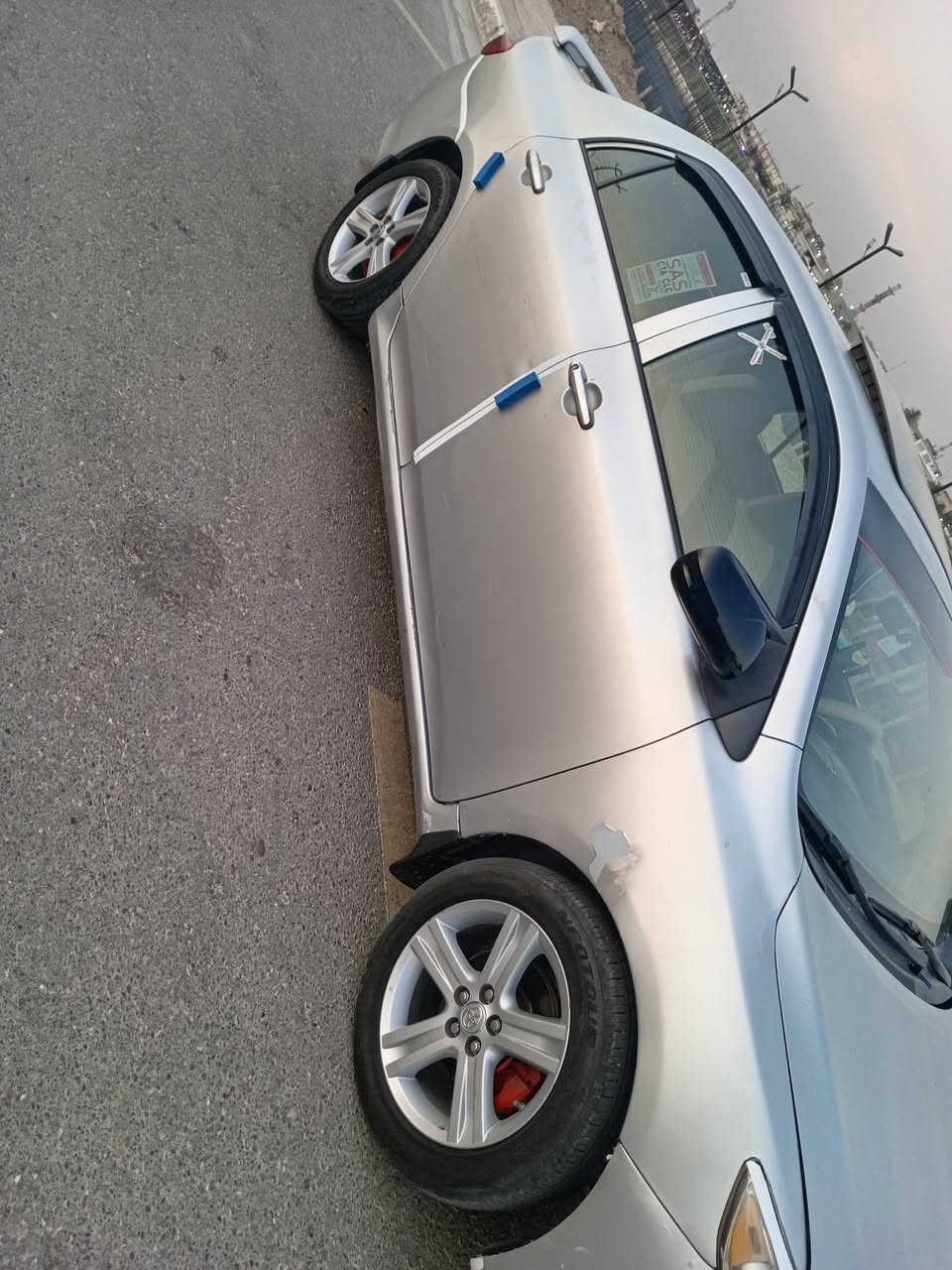 سلام عليكم من رخصت الادمن للبيع كورلا موديل 2009  أمريكي بيه ٣ قطع بدون دواخل محرك وكير وصدر خير من الله رقم بغداد تحويل مباشر تبريد ثلج السعر 93 وبيه مجال قليل مكان السياره فلوجه النساف رقم الهاتف ***********
