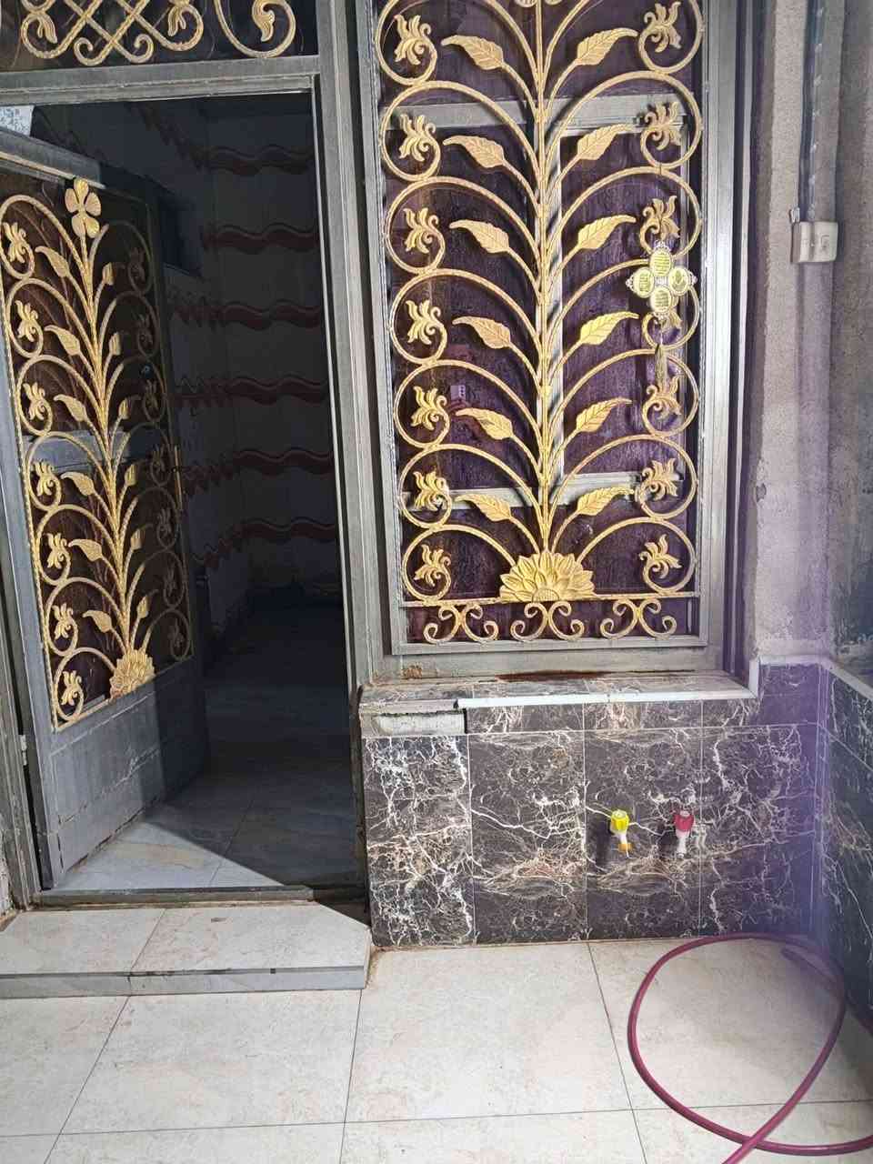 للبيع بيت طابو زراعي المساحه ١٢٠ بالسهله بشارع معمل الدبس مجاور مضيف ابو الفضل العباس السعر ٥٥ بي مجال للاستفسار الاتصال على الرقم *********** النجف الاشرف النجف, العراق
