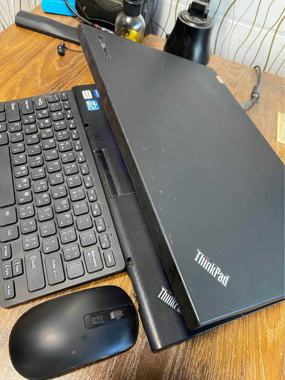 لابتوب لينوفو 
كرت شاشة خارجي 2 كيكا نفيديا
رام 8 كيكا ddr3
معالج core i7-3840QM
هارد ssd m.2 128
شحن البطارية يدوم ساعة 
سعر 220 
ملاحضة الكيبور واللمس مال ماوس مايشتغلون انطيك وياه ماوس وكيبورد لاسلكي 
مكان /موصل ايسر حي فلسطين قرب كافيه دنيز 
رقم *********** موصل, نينوى
