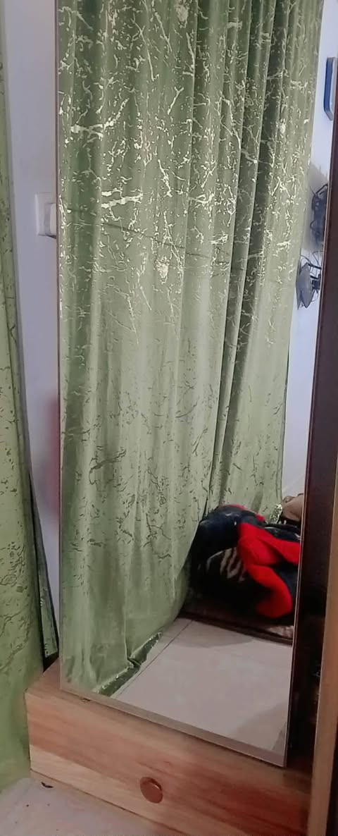 السعر 500 المكان بغداد مدينه الصدر الغرفه نظيفه باقي تفاصيل خاص


**إذا كنت صاحب هذا الإعلان وتريد حذفه لأي سبب، رجاءا أرسل رسالة إلى الدعم الفني**