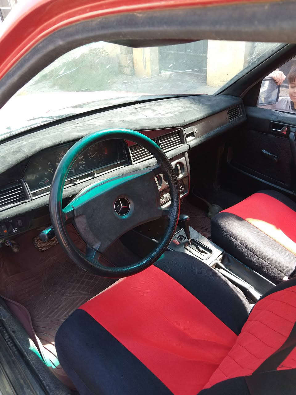 للبيع مارسدس 190 عنواني كركوك بااسمنه صبغ جمالية السعر 32 الشراي يجي يشوف محرك بلادي 4 بي تبخير ***********
