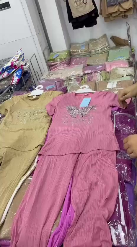 تراك بناتي وصط
قياسات 15.16.17
سعر درزن 36 فقط ✅


**إذا كنت صاحب هذا الإعلان وتريد حذفه لأي سبب، رجاءا أرسل رسالة إلى الدعم الفني**