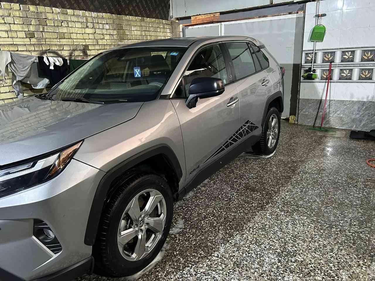 سلام عليكم راف فور موديل 2023 
وارد امريكي وسونار موجود حادثها جاملغ وبنيد  مواصفات شاشه كبيره 
كامره دواره ثلاث انضمه قياده حساس امامي خلفي رادار امامي سياره جديده
بمعنى الكلمه مكاني بغداد البلديات السعر   230 للاستفسار ***********
