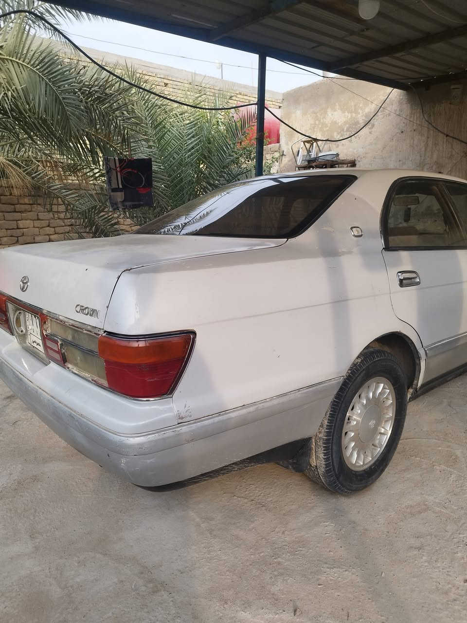 السلام عليكم سياره بطه فصل للبيع سياره حلوه مكينه 3 الالف توه شادينه مكفوله من الكصه ولنقل جثه مكاني بصره قضاء المدينه السعر 44 وبيه مجال وهذه الرقم بي واتساب0773 811 9376
