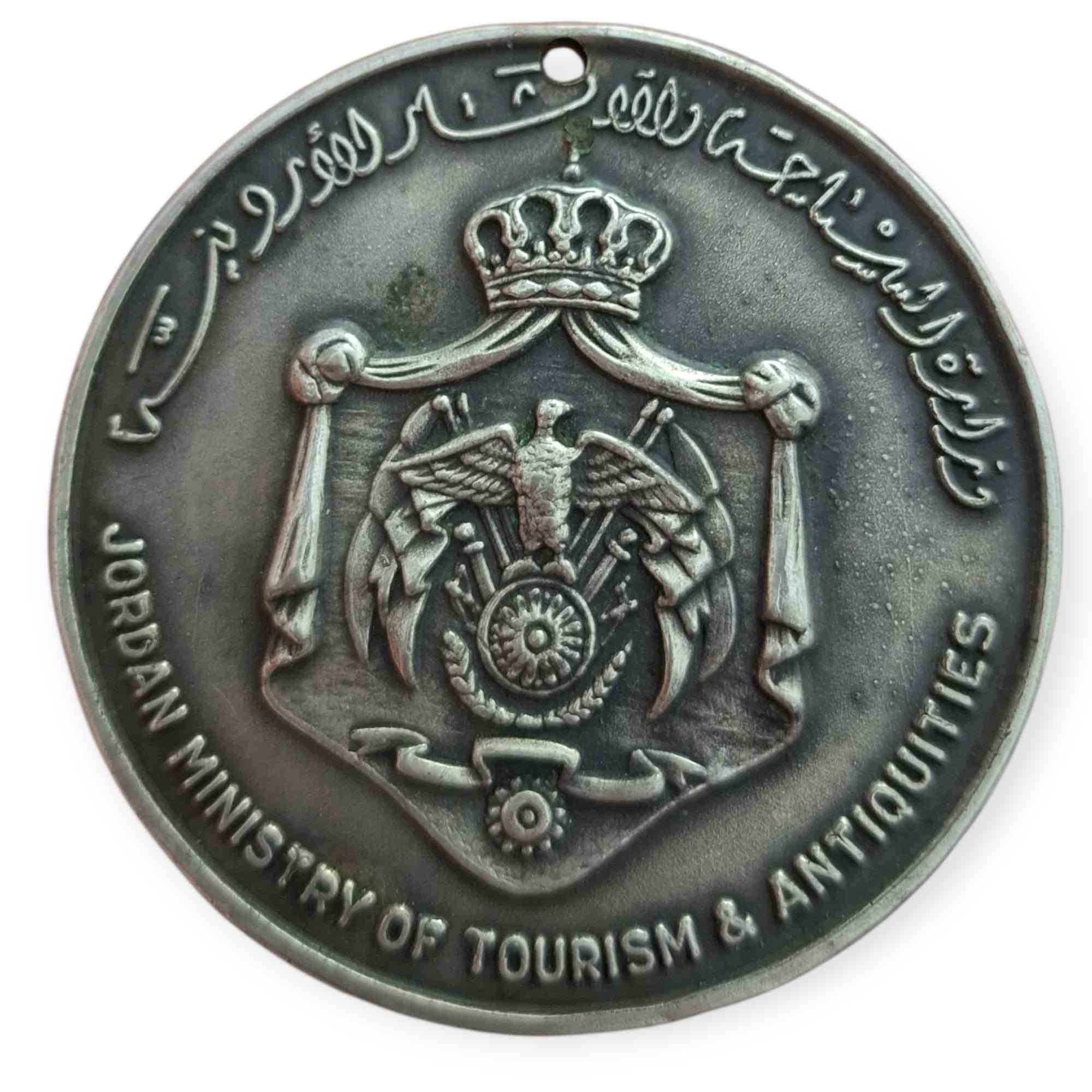 قلادة للبيع
السعر 45 دينار
للتواصل 0796549960


**إذا كنت صاحب هذا الإعلان وتريد حذفه لأي سبب، رجاءا أرسل رسالة إلى الدعم الفني**