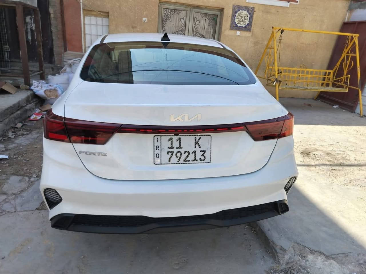 كيا فورتي موديل ٢٠٢٤
امريكي ضرر بسيط جدا فقط بارد بحافة البنيد وحافة الجاملغ الايسر ليبل واحد السيارة
جاهزة جديدة جدا  ماشية ٢٨ الف
بسمي السعر ١٦٠ هاتف ***********
