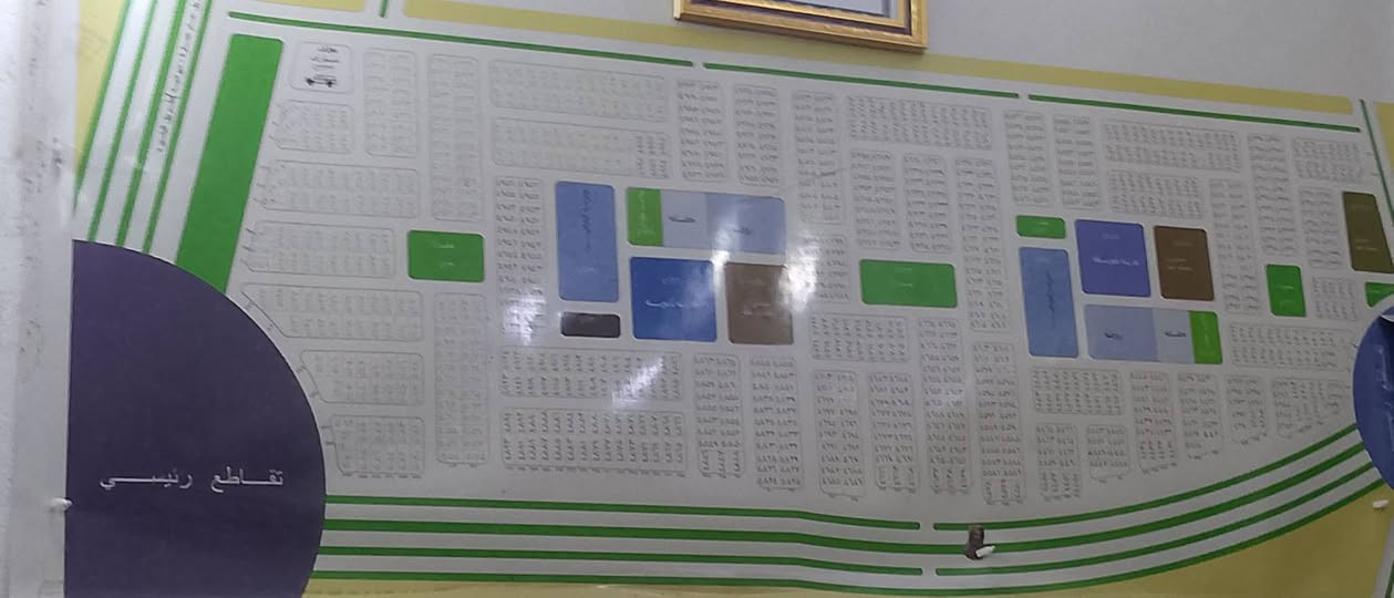 يوجد عدنه قطع وبيوت في منطقت دوانم زراعي وفي مقاطعه 14ومقاطعه 2قديمه ومقاطعه5ومقاطعه 2قوس ***********
