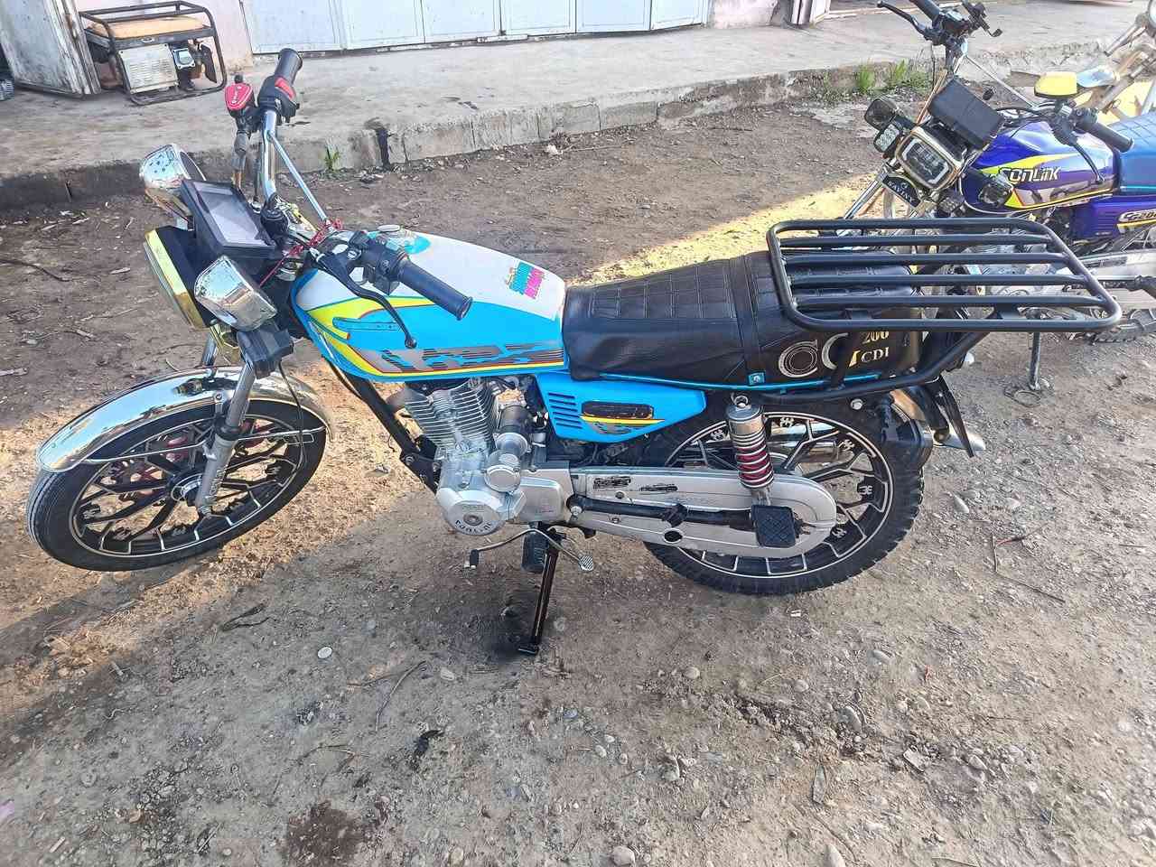 سلام عليكم شباب دراجه إيراني خمسه كير للبيع موديل 2025 محرك 200 *********** بي وتساب رقم ***********
