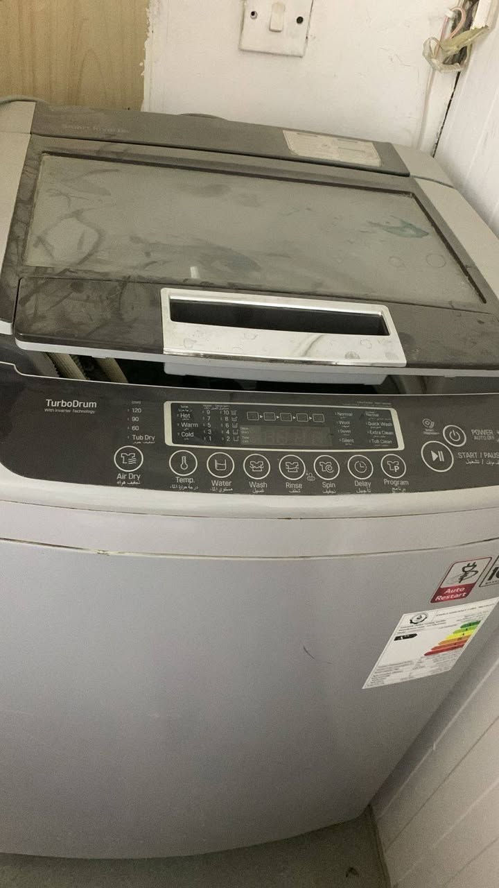 غسالة اوتماتيك للبيع نوع LG نظيفة استعمال قليل العنوان بغداد السعر 250 رقم الهاتف  للاتصال أو واتساب ***********

